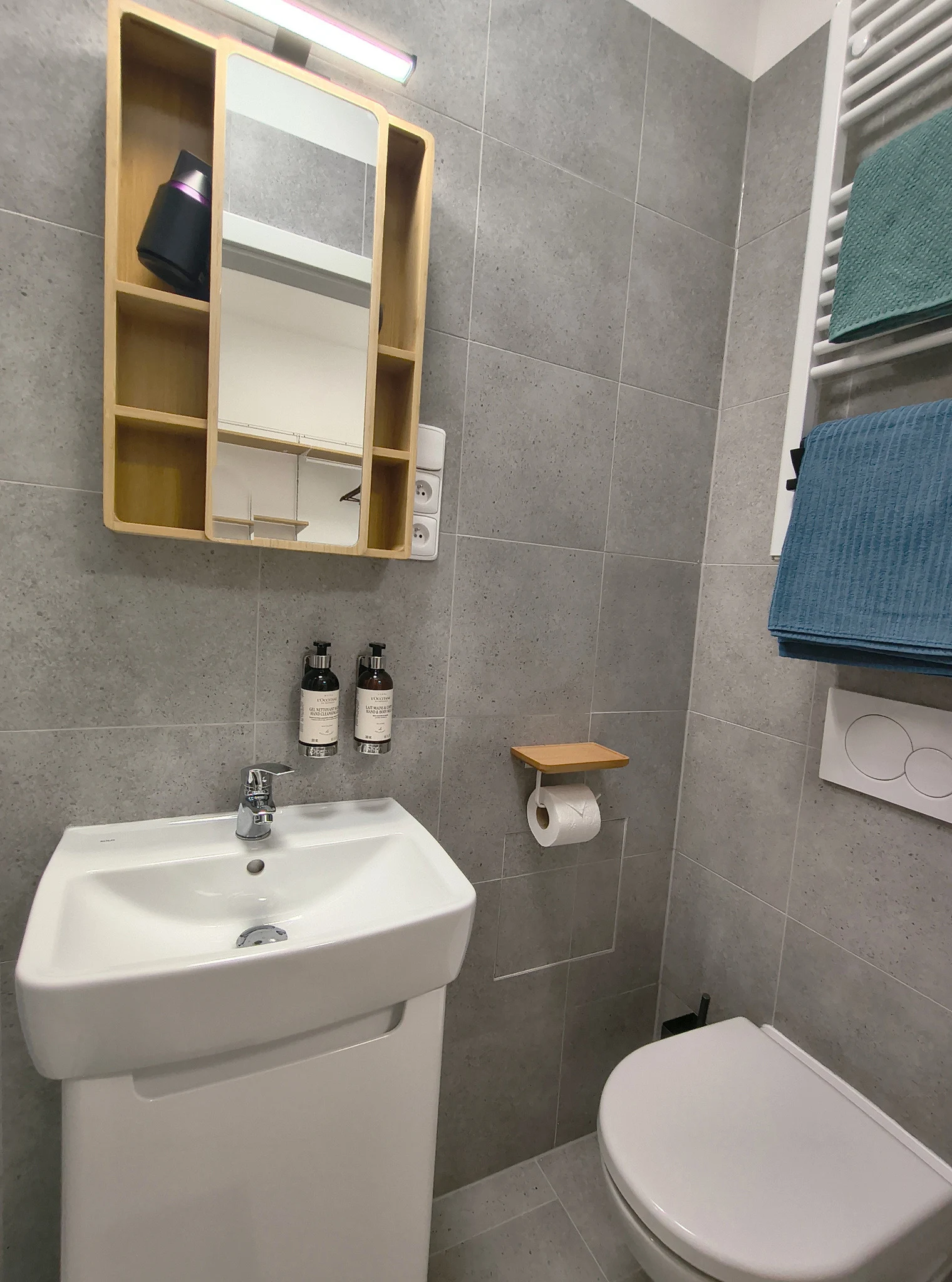 Interior or bathroom photograph of room 403 at CHILL Apartments