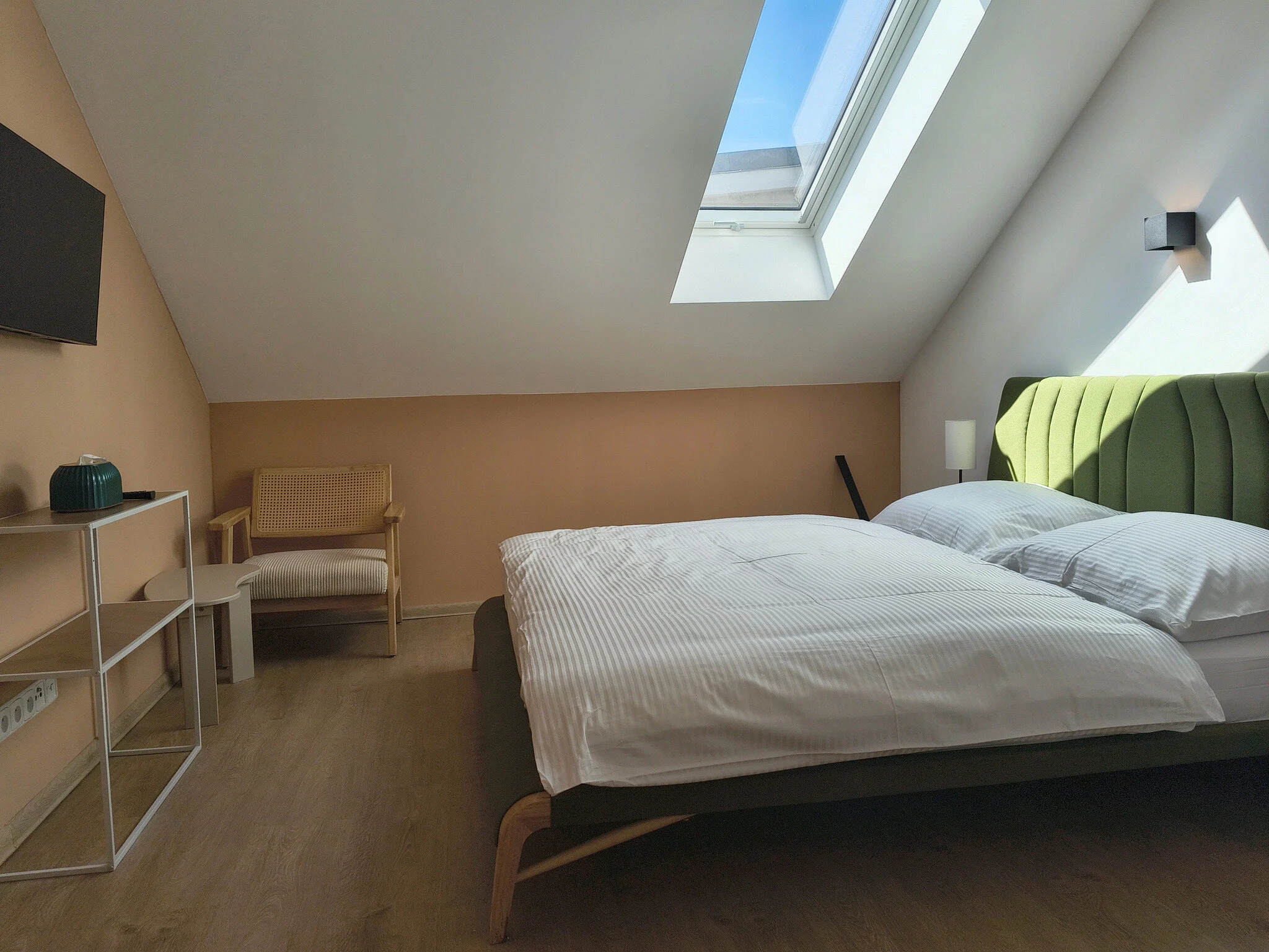 Zimmer 403 im vierten Stock der CHILL Apartments