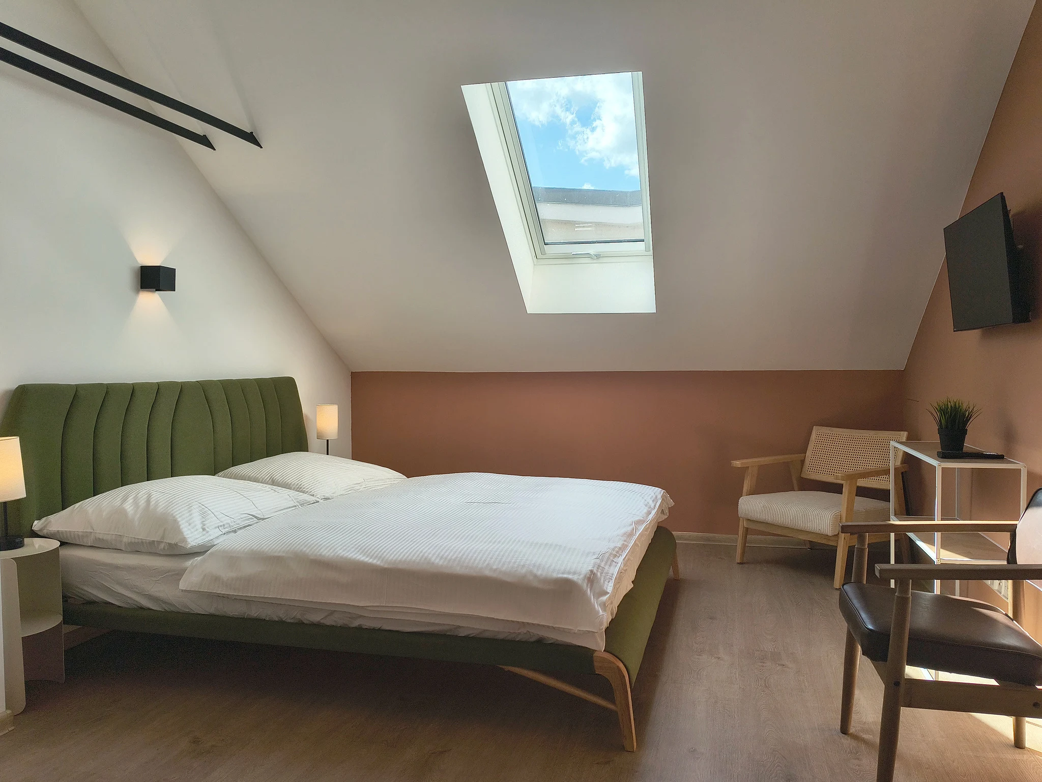 Zimmer 404 im vierten Stock der CHILL Apartments
