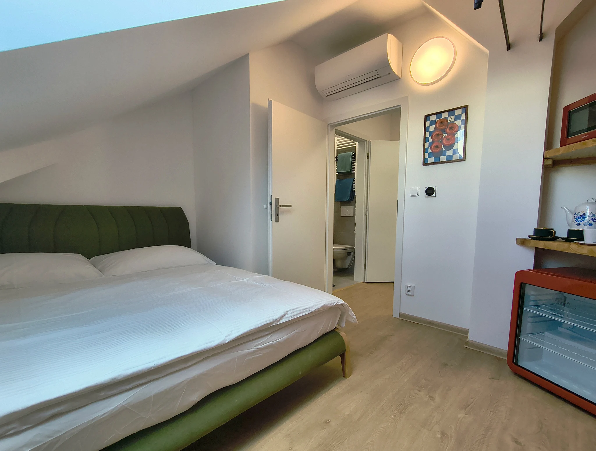 Innenraum oder Bad, Ansicht 2 von Zimmer 407